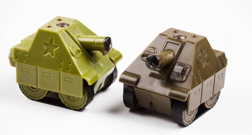 Le char radiocommandé Desk Pets se pilote sur smartphone