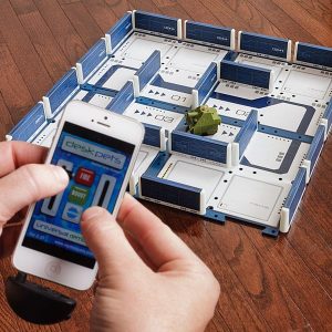 char radiocommandé BattleTank Desk Pets