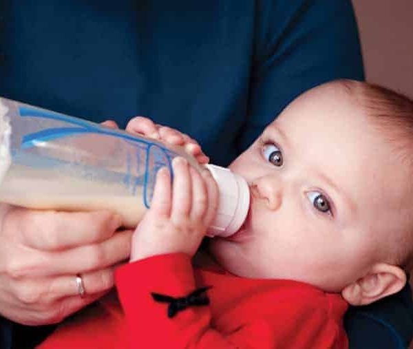 Le biberon anti colique Dr Brown’s prend soin des bébés