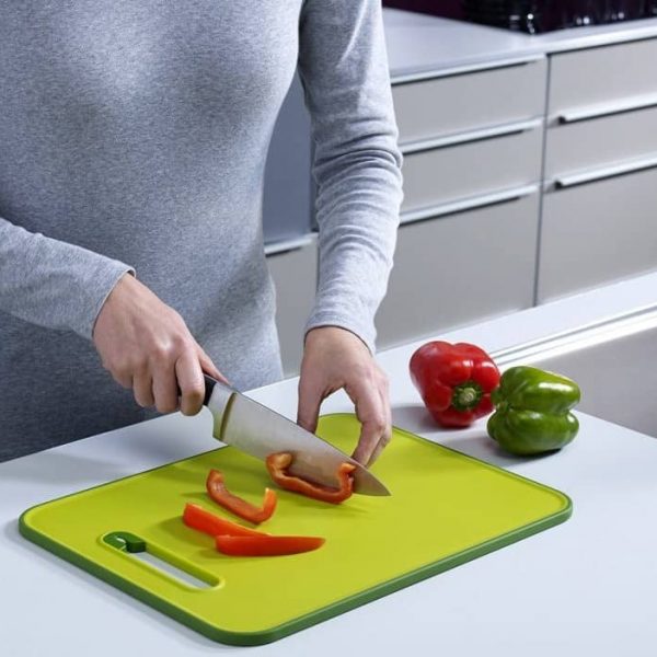 Ces planches à découper intègrent un aiguiseur de couteau