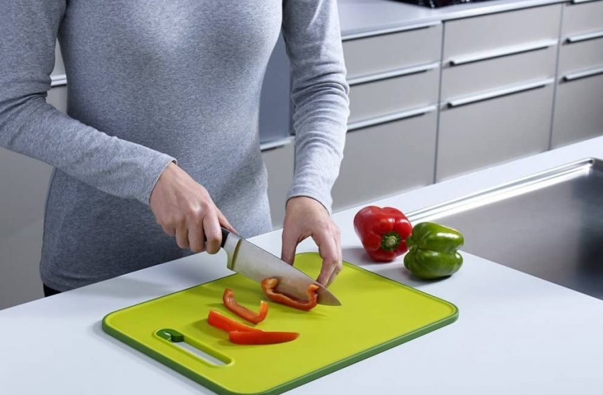 Ces planches à découper intègrent un aiguiseur de couteau