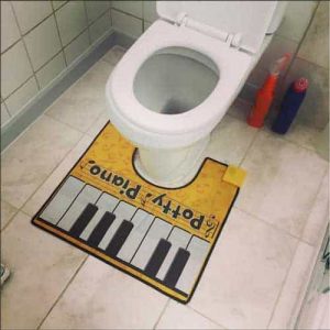 tapis contour de wc original Potty Piano