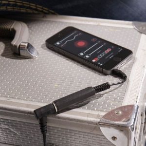 jack de connexion entre appli Roadie Tuner et guitare électrique