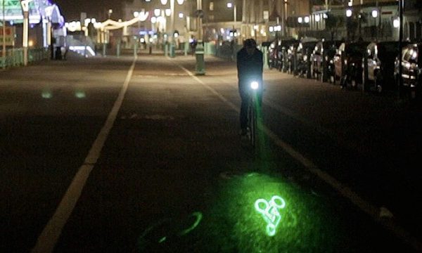 Faire du vélo en ville en sécurité avec Blaze