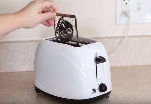 grille-pain original selfie toaster