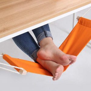 mini hamac pour les pieds au bureau
