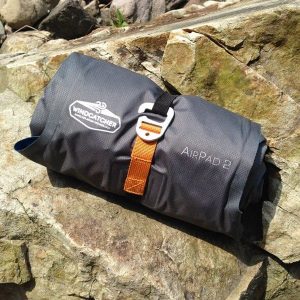 lit d'appoint gonflable sans pompe pour le camping windcatcher airpad 2+