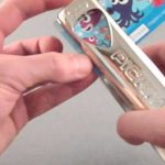 Pickmaster est une machine perforatrice de médiator personnalisé