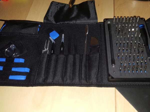 La trousse à outils informatique iFixit peut aussi réparer les smartphones