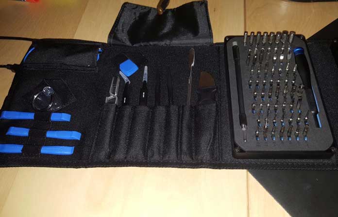 La trousse à outils informatique iFixit peut aussi réparer les smartphones