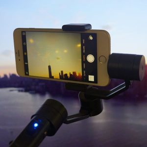 steadicam stabilisateur nacelle pour smartphone Zhiyu Z1 Smooth C