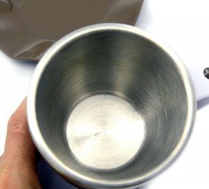 tasse à café intelligente pour une tasse de café à température idéale