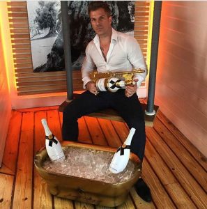 champagne gun mitraillette à magnum de champagne