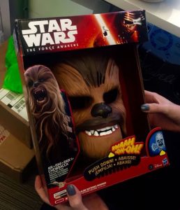 masque chewbacca Star Wars faisant un cri de chewbacca plus vrai que nature Candace Payne