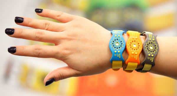 Sunfriend est un bracelet UV surveillant l’exposition au soleil