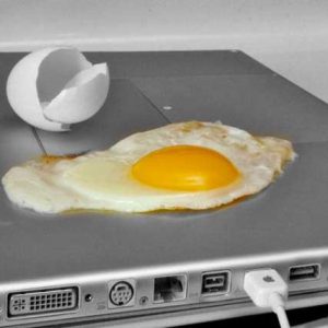 surchauffe ordinateur portable oeuf