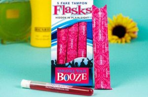 La flasque tampon Smuggle Your Booze allège le budget sortie