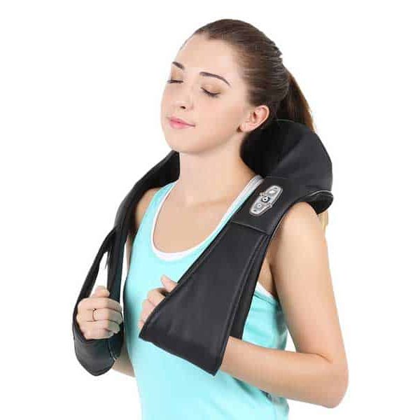 L’appareil de massage Shiatsu 3D de Naipo soulage nuque et cervicales